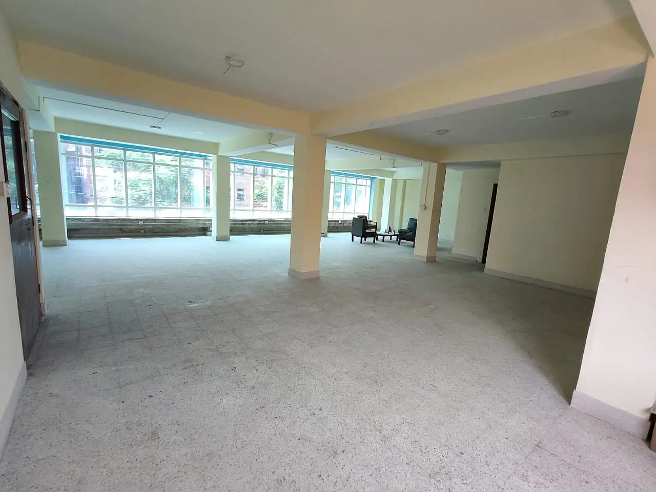 Commercial Space on Rent Image 2
