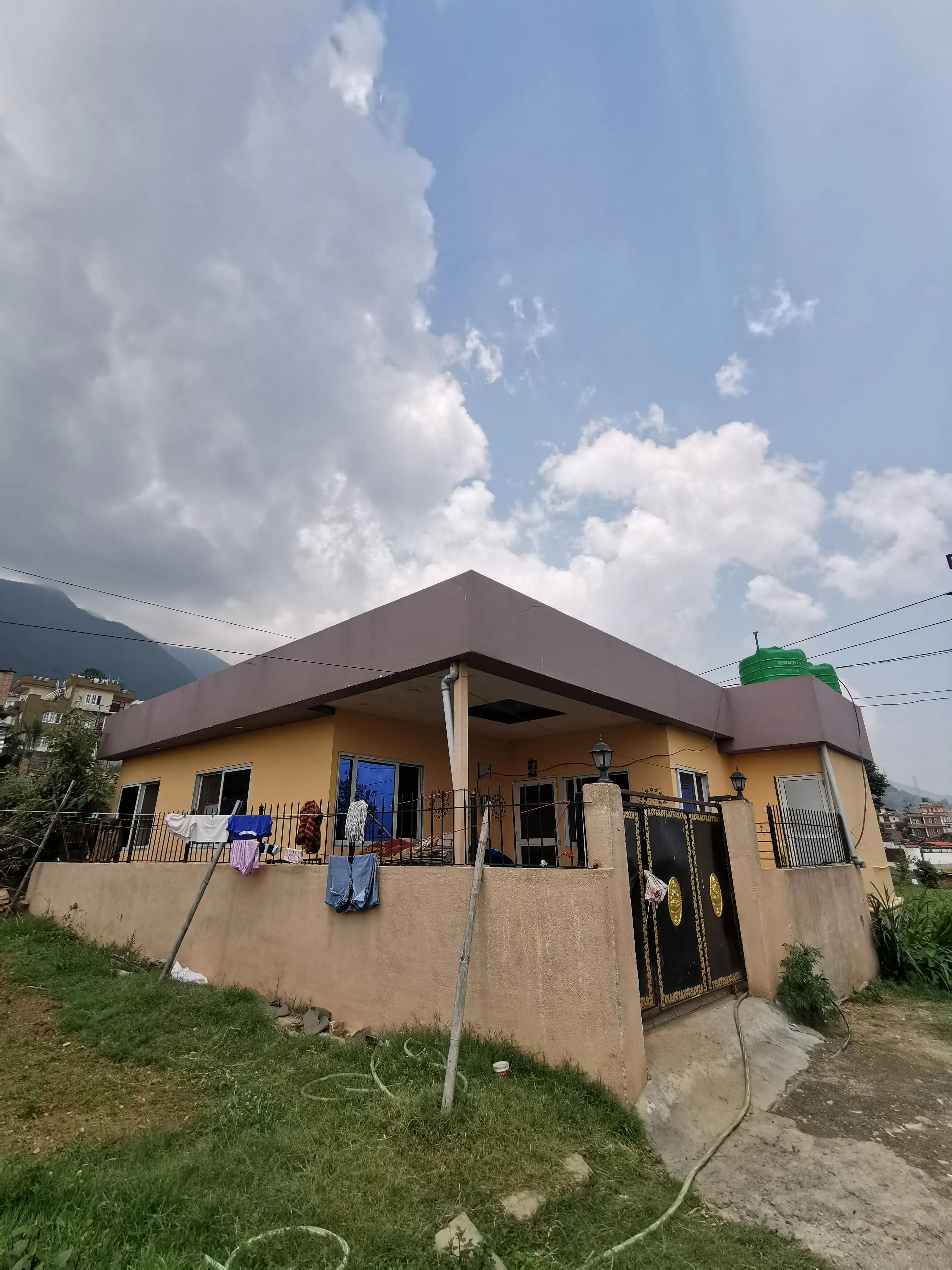 Earthquake resistance house for sale. Image 4