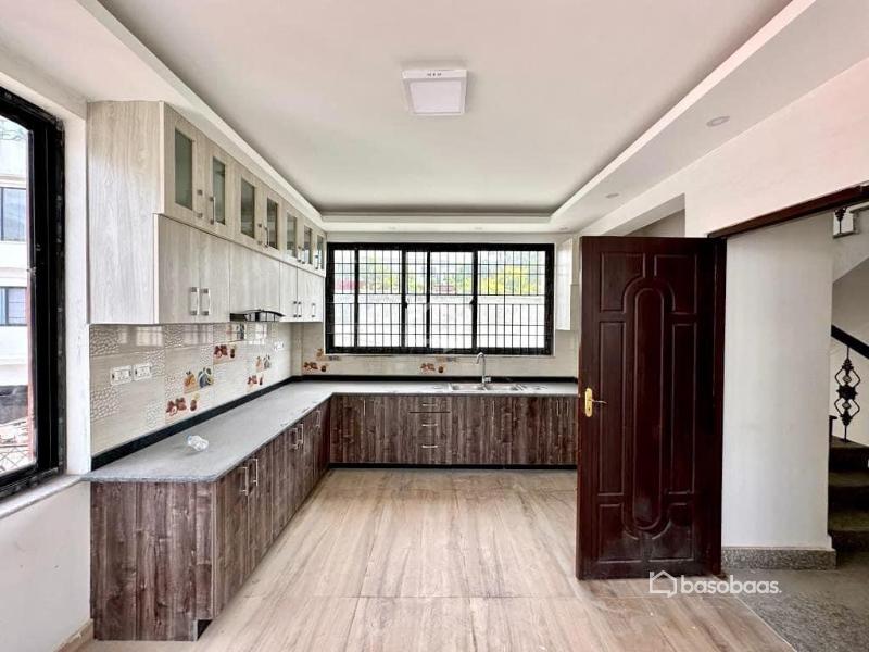 Residental House On Sale At Jwagal : House for Sale in Kupondole, Lalitpur Image 3