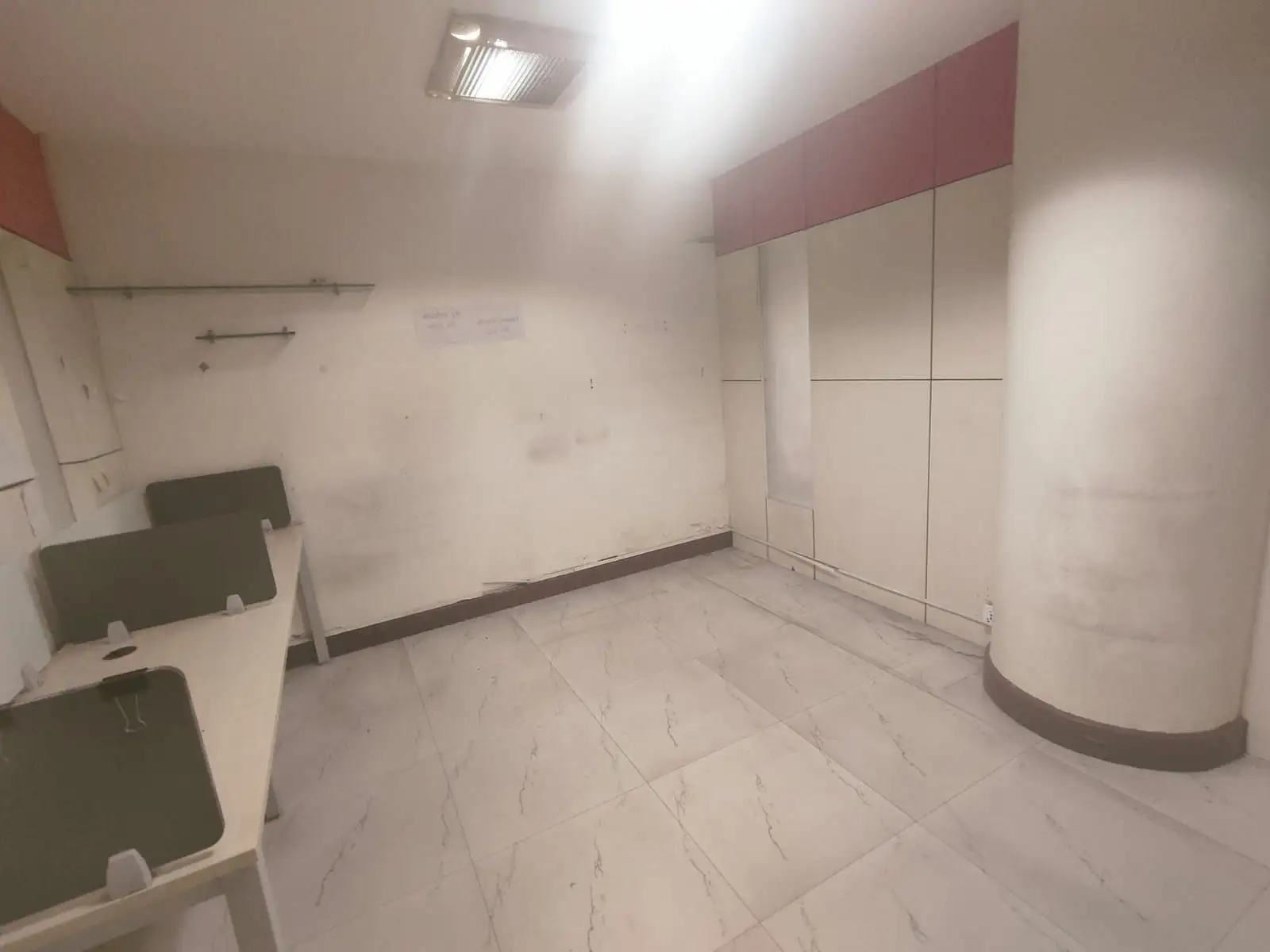 Commercial Space on Rent Image 2